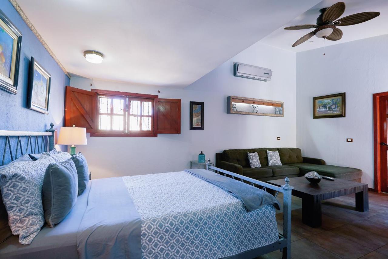 Casa Leona Tamarindo